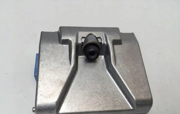 Windshield/windscreen camera