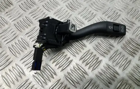 Audi A3 S3 A3 Sportback 8P Wiper control stalk 8P0953519