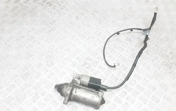 Volkswagen PASSAT B8 Starter motor 02M911021P