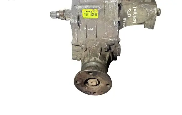 Hyundai Tucson JM Gearbox transfer box case Y011100809