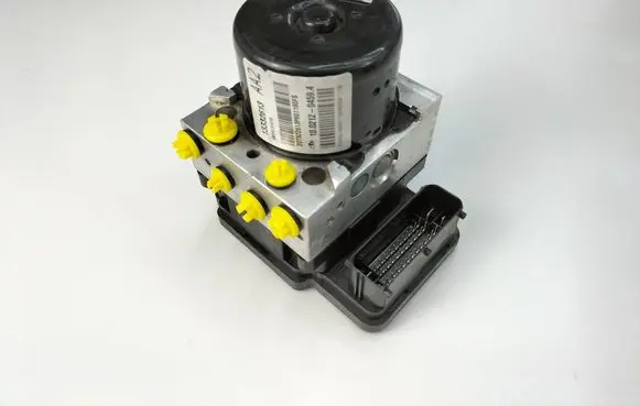 Opel Astra J ABS Pump 13332613 10021204594