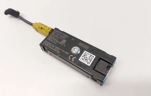 BMW 3 G20 G21 Aerial antenna amplifier 5A73DB5 920535A 621AVDAB2