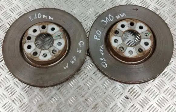 Audi Q3 8U Front brake disc
