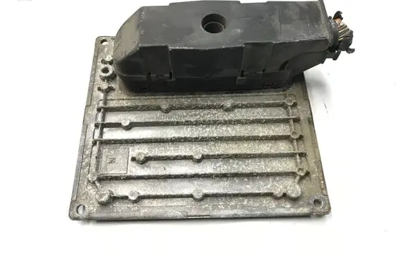 Ford Fiesta Engine control unit/module 6S6112A650FH K1665