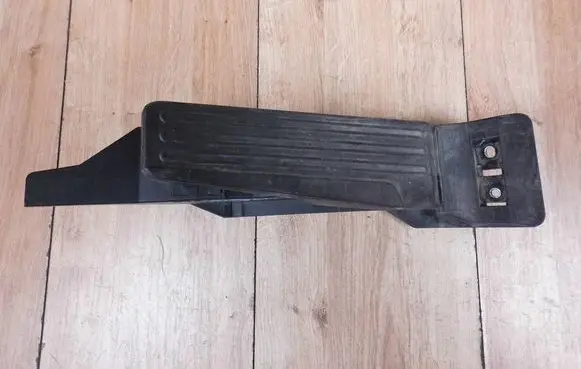 Infiniti Q50 Accelerator throttle pedal 18002JJ90B