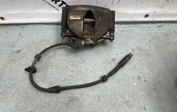 Peugeot 308 Front brake caliper 714749AE 7151 9672298180