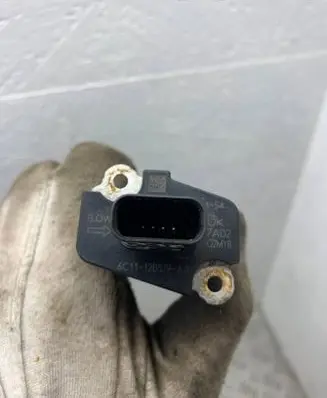 Land Rover Freelander 2 - LR2 Mass air flow meter 6C1112B579AA