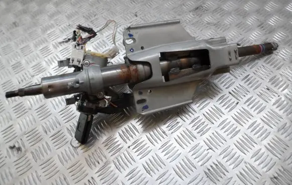 Steering wheel axle set