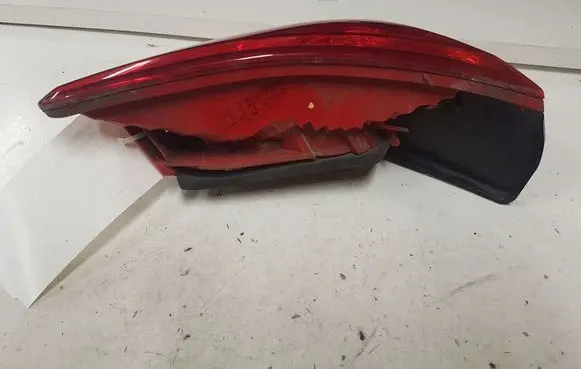 Peugeot 3008 I Tailgate rear/tail lights 26039012