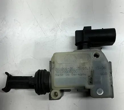 BMW i3 Fuel tank cap lock 00806636 38020000200