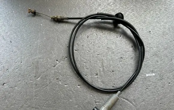 Nissan Patrol 260 Throttle cable 18420G9601