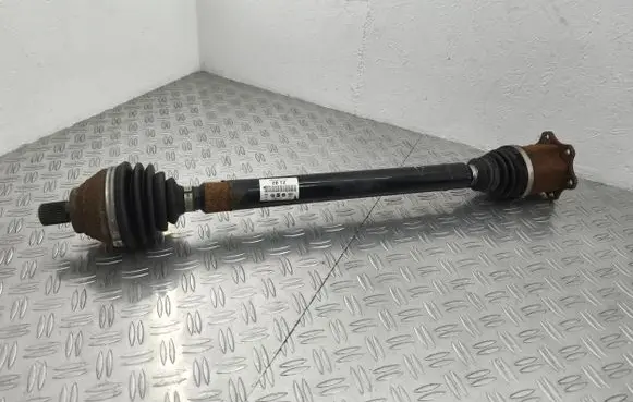 Rear driveshaft