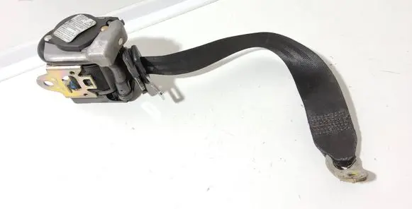 Audi A3 S3 8L Rear seatbelt 8L4857805A 90561300 2082001