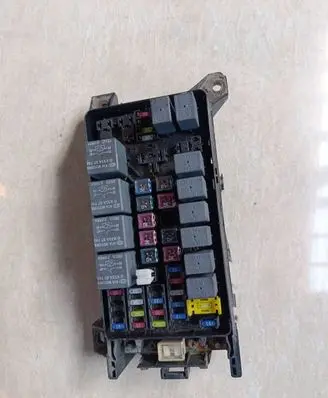 KIA Sorento Fuse module 911603e040