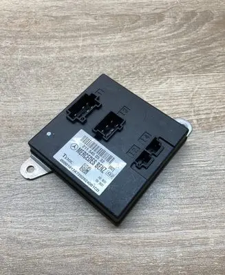 Mercedes-Benz E W211 Door control unit/module 2115450532 00001017