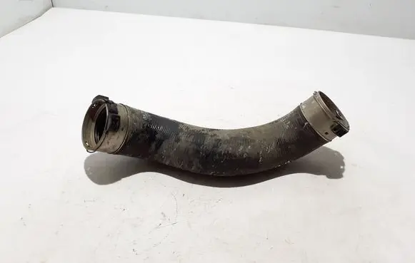 Mercedes-Benz E W212 Intercooler hose/pipe A2045283082
