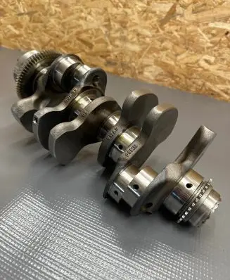 Porsche Cayenne (9Y0 9Y3) Crankshaft 06M105221 0402192025371 025152