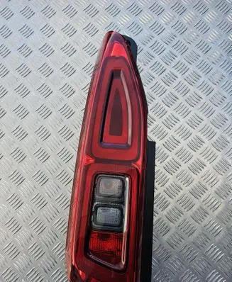 Rear/tail lights