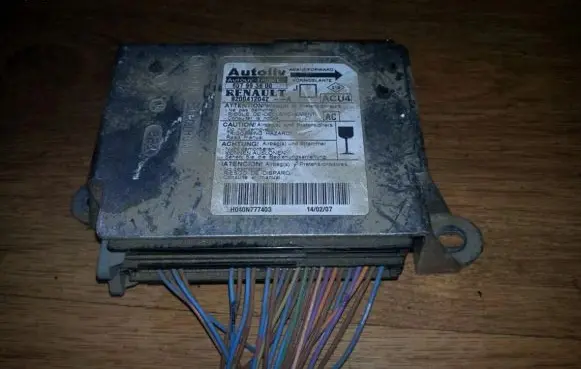 Renault Scenic II - Grand scenic II Airbag control unit/module 8200412042 607993600
