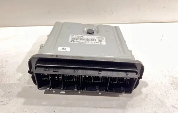 BMW 5 F10 F11 Engine control unit/module 8513242