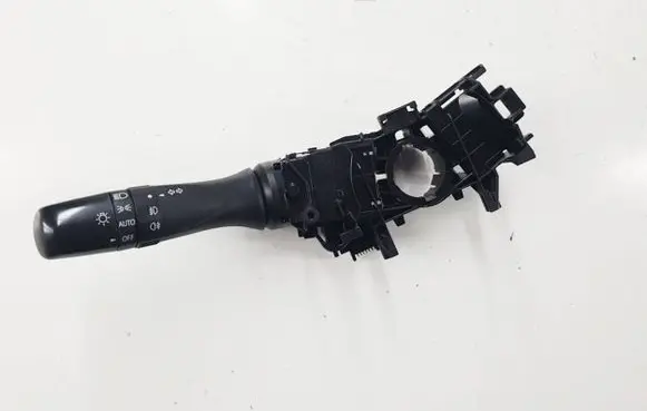 Suzuki Swift III Wiper turn signal indicator stalk/switch 17J515