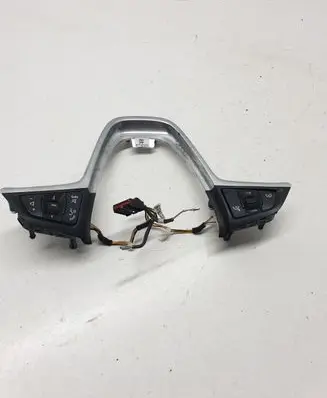 Opel Meriva B Steering wheel buttons/switches 13352971 13268686