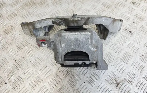 Mini One - Cooper Coupe R56 Engine mount bracket 6778645