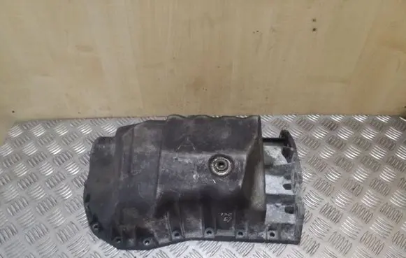 Oil sump