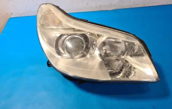 Citroen C5 Headlight/headlamp 89900026