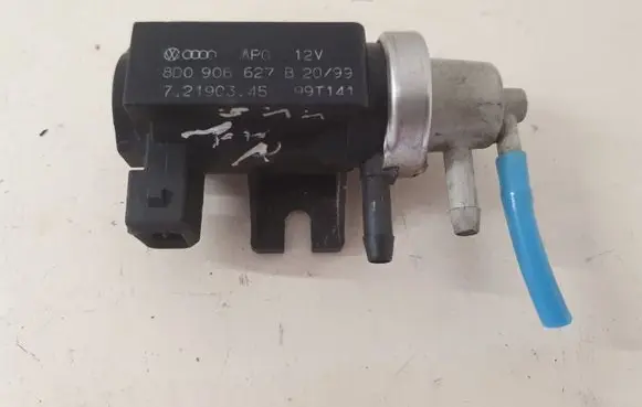 Audi A8 S8 D2 4D Turbo solenoid valve 8D0906627B