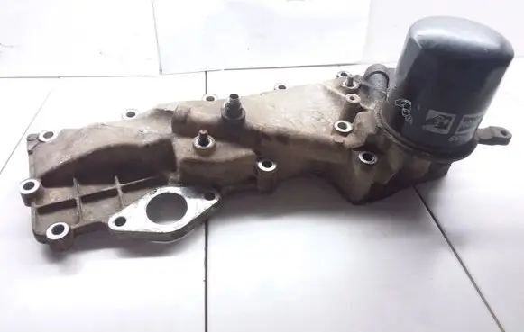 Ford Ranger Oil filter mounting bracket B7228