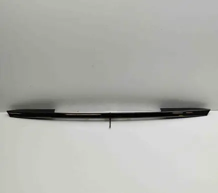 Hyundai Santa Fe Trunk door license plate light bar 87311S1000
