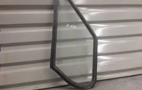 Fiat Ducato Front door vent window glass four-door 