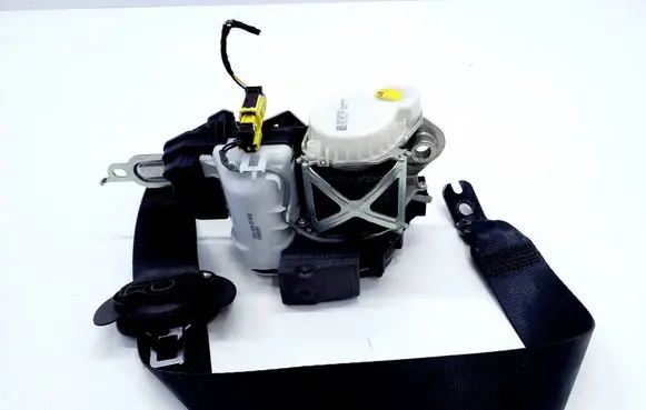 Volkswagen Golf VII Front seatbelt 34172625A 31922282AK