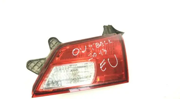 Subaru Outback Tailgate rear/tail lights 13220072