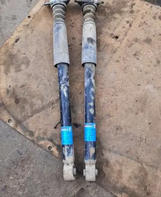 Rear shock absorber/damper