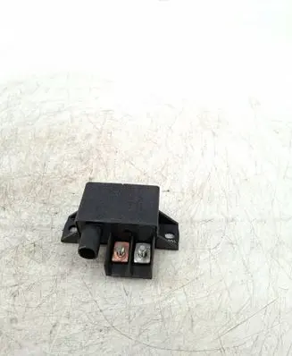 Mercedes-Benz E W211 Charging relay A0025426419 0332002167 12V100A