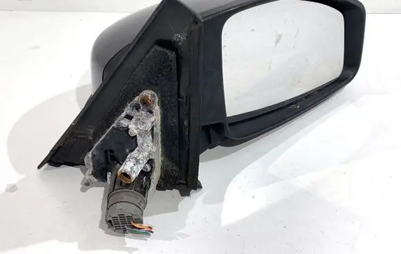 Front door electric wing mirror