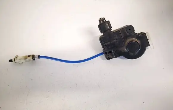 Lexus IS 220D-250-350 Central locking motor 