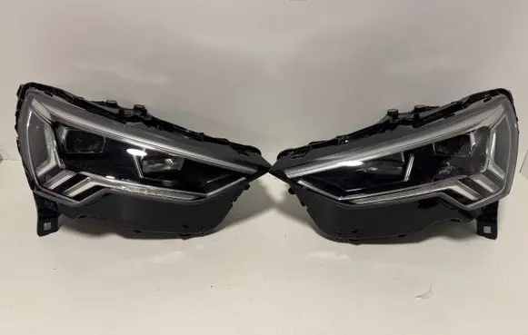 Audi Q3 F3 Headlights/headlamps set 83A941033 83A941034 83G941033