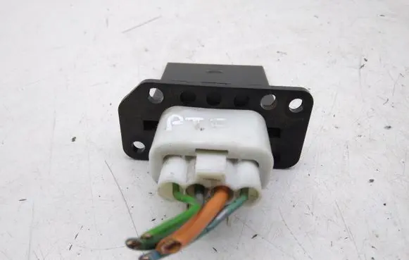 Nissan Pathfinder R51 Heater blower motor/fan resistor