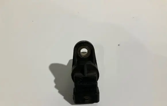 Mercedes-Benz E W211 Camshaft position sensor A0031539728