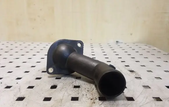 Volkswagen Transporter - Caravelle T5 Engine coolant pipe/hose 038121121D