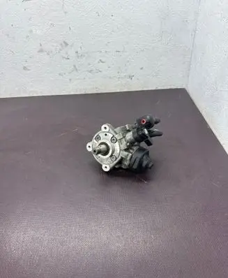 Volkswagen Tiguan Fuel injection high pressure pump 03L130755 0445010507
