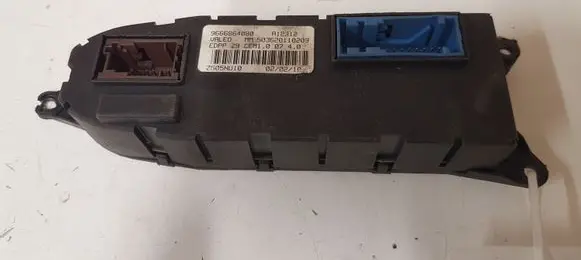 Peugeot 607 Door control unit/module 9666864080 A12312