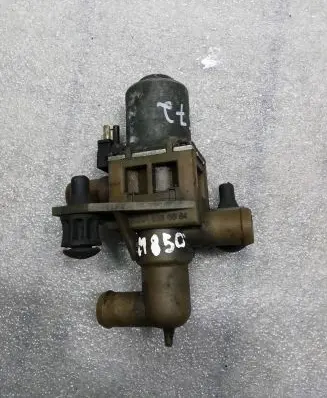 Mercedes-Benz Vito Viano W639 Coolant heater control valve 0018300684