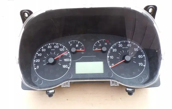 Fiat Fiorino Speedometer (instrument cluster) 1365713080