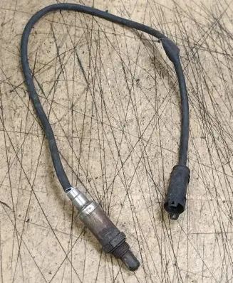 BMW 5 E60 E61 Lambda probe sensor 10400464752 09330402 093304