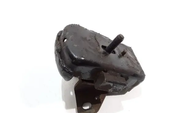 Engine mount bracket
