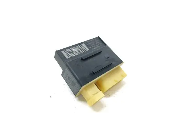 Citroen DS5 Glow plug pre-heat relay 9662570880 018010953